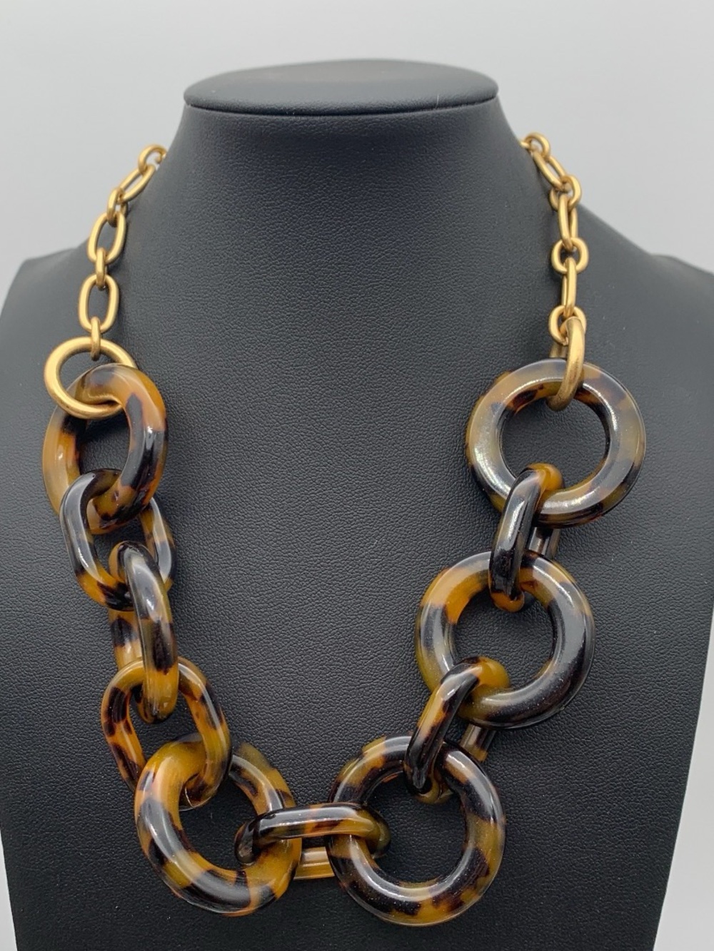 J Crew Tortoiseshell Resin Link Necklace with Gold tone Chain 16-18”